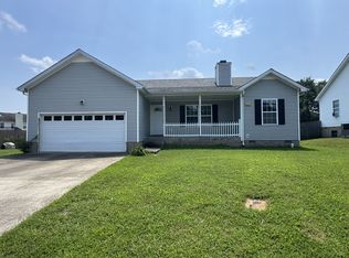 371 Andrew Dr, Clarksville, TN 37042