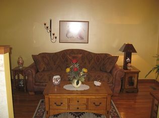 3389 Fox Run Ln, Hannibal, MO 63401