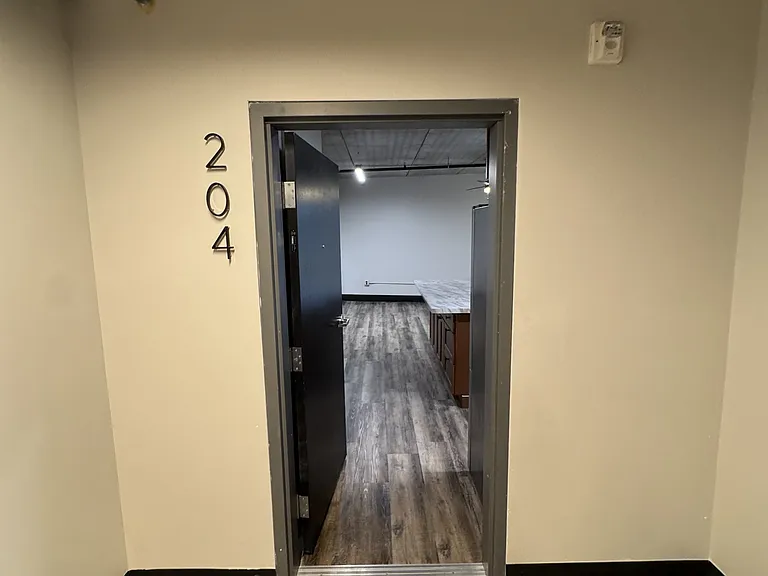 217 S Badger Ave — Photo 17
