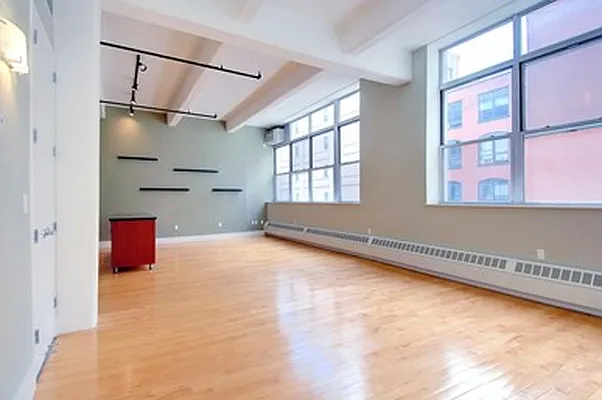 Sold by Struck Realty | media 4