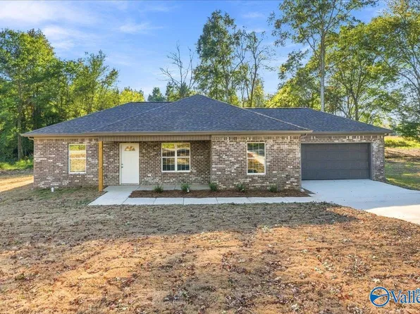 548 Askea Grove Ln, Arab, AL 35016