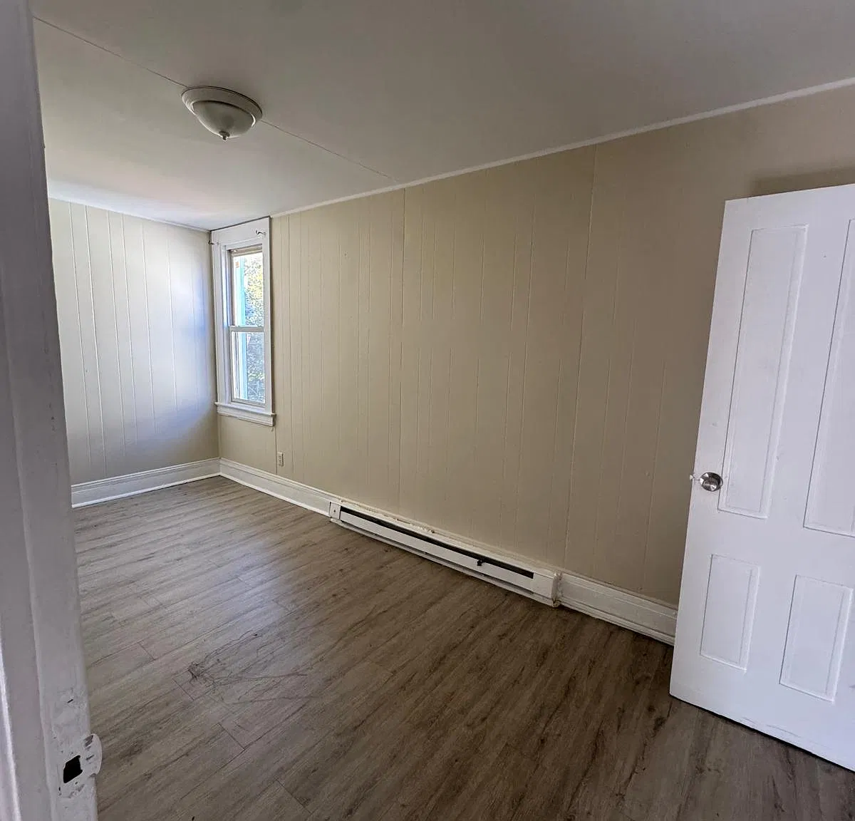 3 bed, 2178 sqft, $2,150 — Photo 3