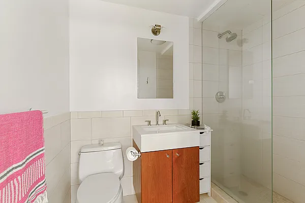 Sold by Compass | media 19