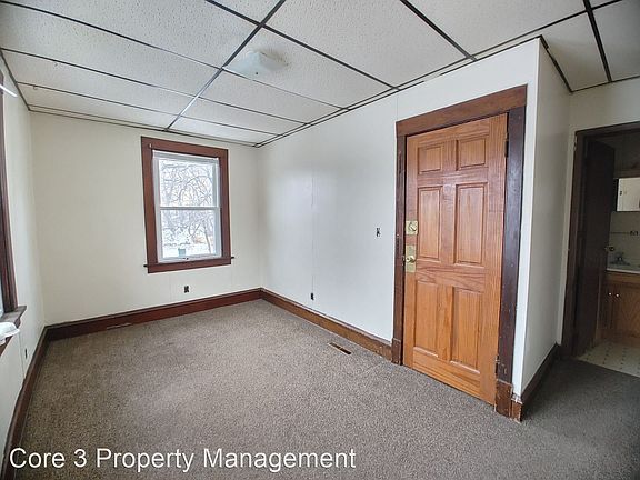 5th image of 702 N Oak St APT D