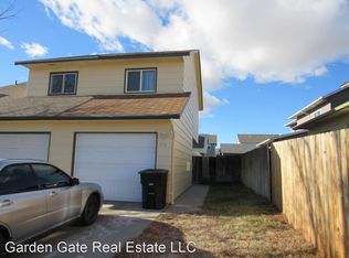 976 Fulton St, Mills, WY 82644