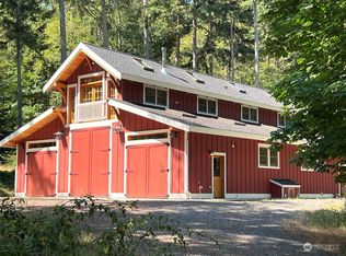 318 Newton Beach Rd, Shaw Island, WA 98286