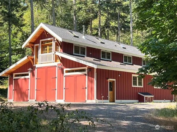 318 Newton Beach Road, Shaw Island, WA 98286