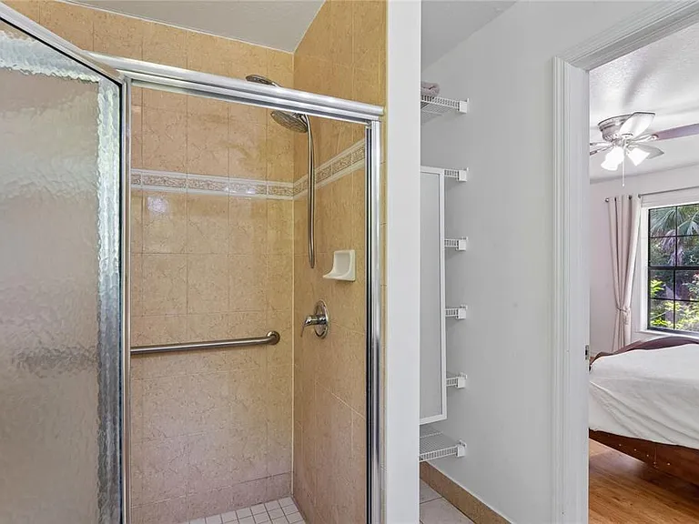 20424 Marguerite Rd — Photo 31