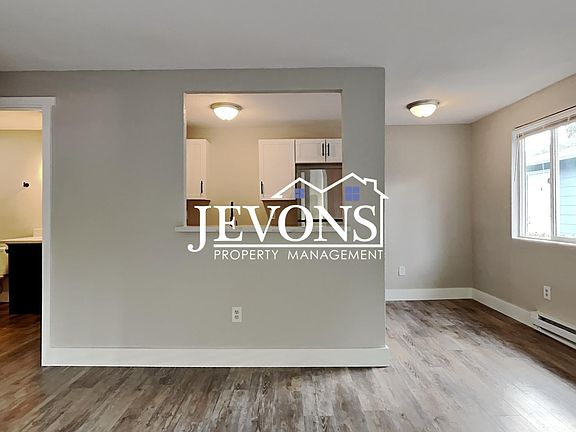 5th image of 14413 Union Ave SW APT B
