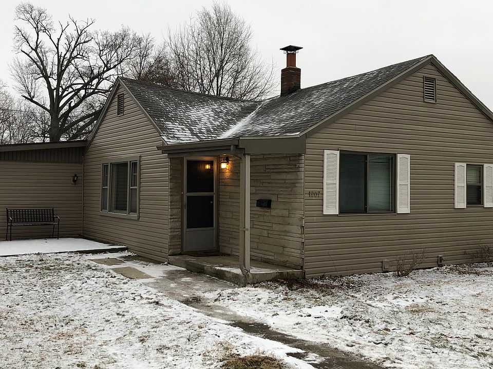 1st image of 1207 S 17th St
