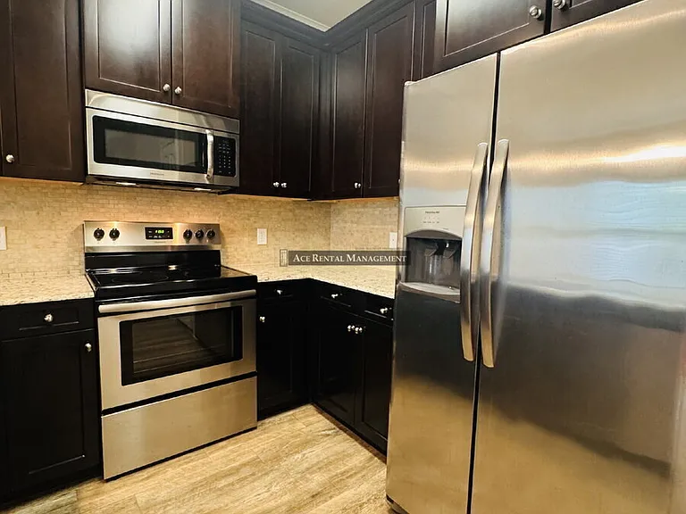 5B Concord Dr — Photo 8