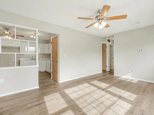 209 W 8th St, Edmond, OK 73003