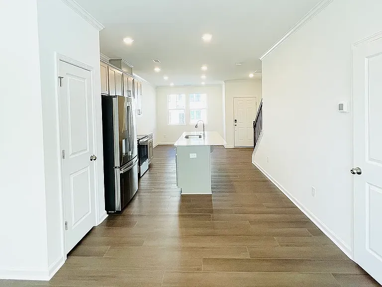 1526 Crescent Townes Way — Photo 7