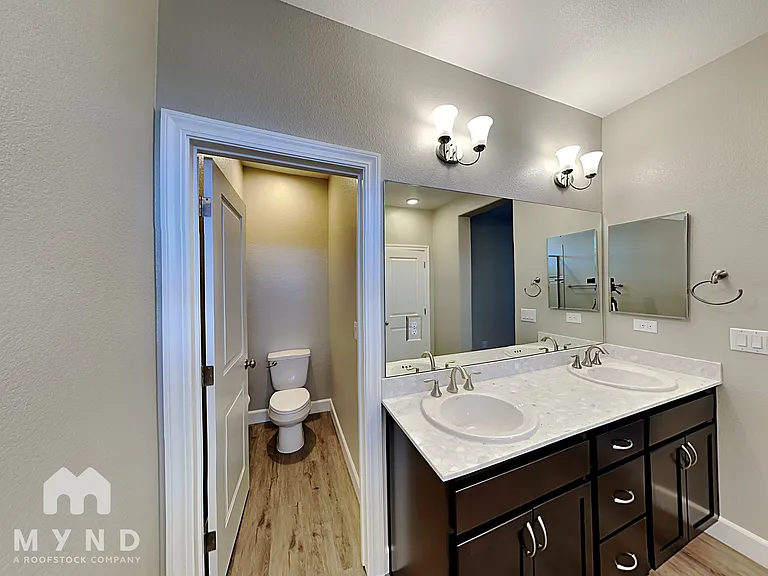 1805 Dark Horse Rd #A — Photo 15