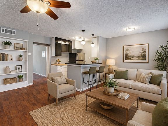 2nd image of 2401 Manor Rd APT 127