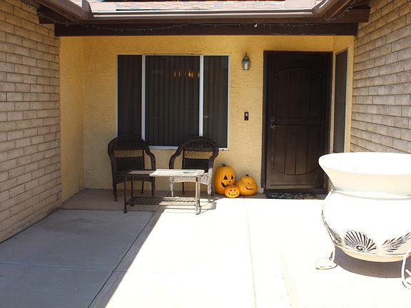4th image of 4002 W Willow Ave