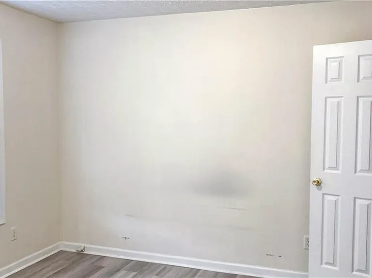 570 Sterling Pointe Ct — Photo 18