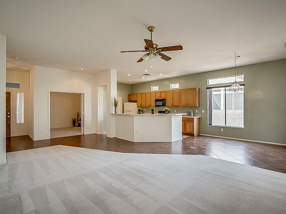 5th image of 344 W Continental Vista Pl