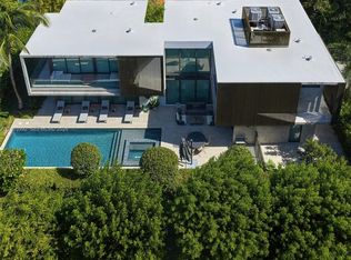 Di Lido Island, Miami Beach, FL 33139