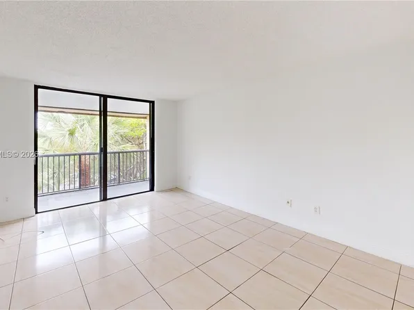 14201 N Kendall Dr #401D, Miami, FL 33183