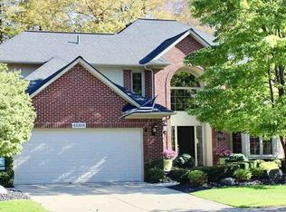 43304 Herring Dr, Clinton Township, MI