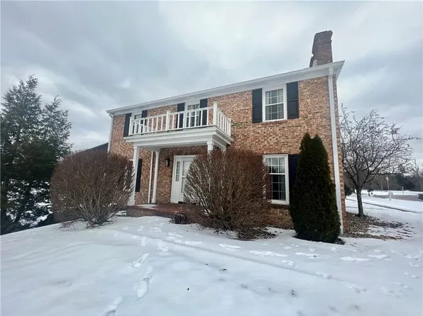318 Windsor Rdg Unit 11, New Castle, PA 16105