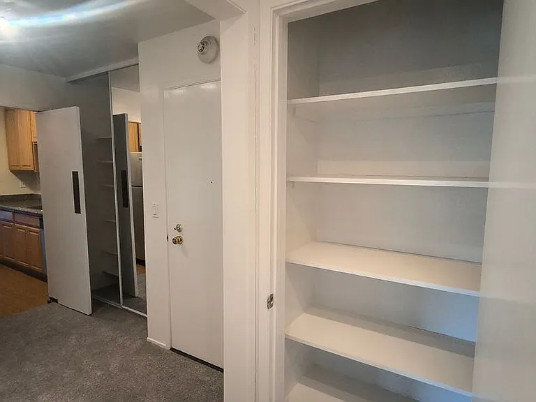 5 Commodore Dr #412 — Photo 47