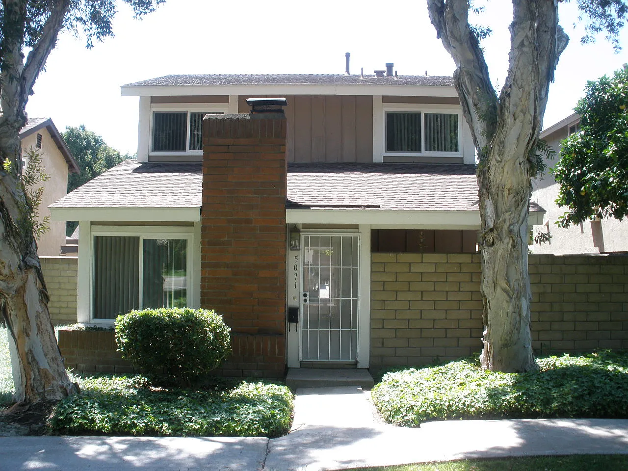3 bed, 1.5 bath, 1529 sqft, $4,100 — Photo 1