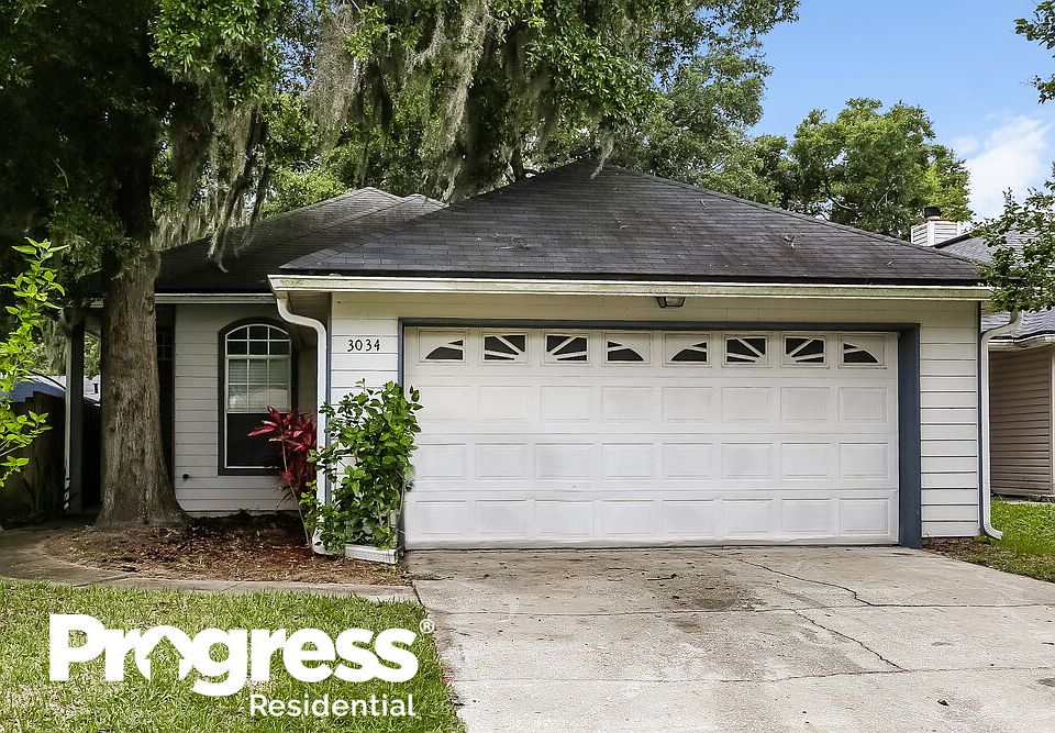 1st image of 3034 Caroline Crest Dr E