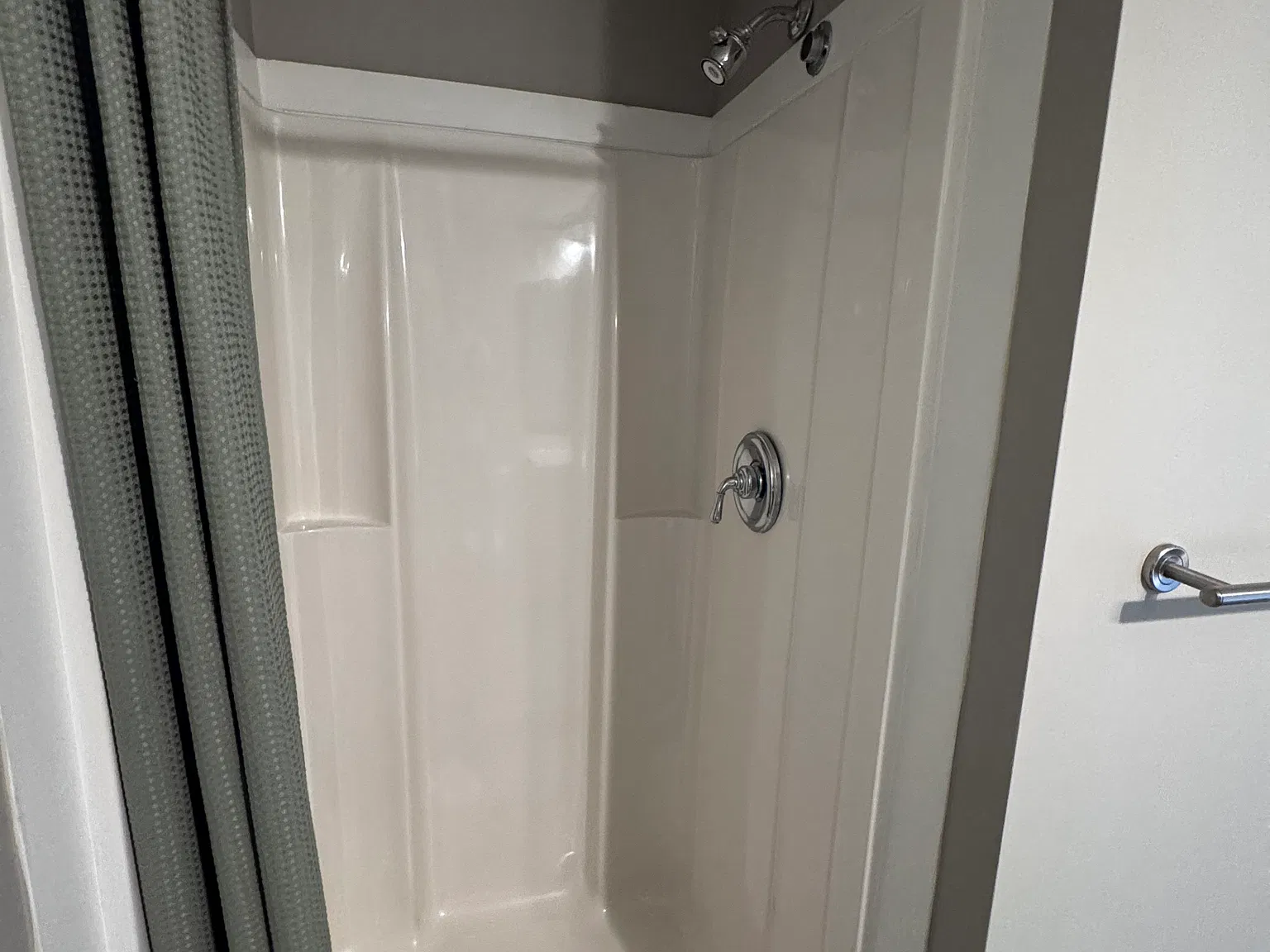 2 bed, 787 sqft, $1,950 — Photo 4