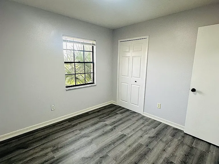 648 Pyramid Ave — Photo 44