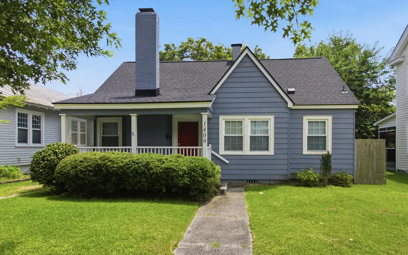 3 Beds, 2 Bath House in Ghent Neighborhood — Photo 1