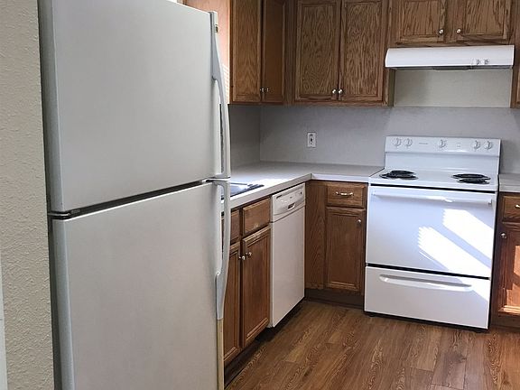 Kitchen (1)