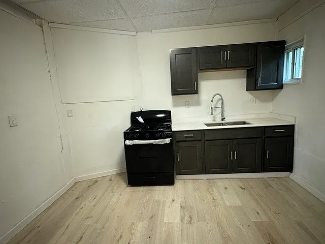 7666 W Ridge Rd — Photo 3