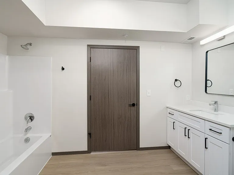 The Vistas Apartments at Beacon Hill — Photo 64