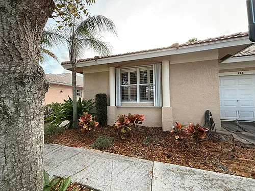 328 W Coral Trace Cir Photo 1