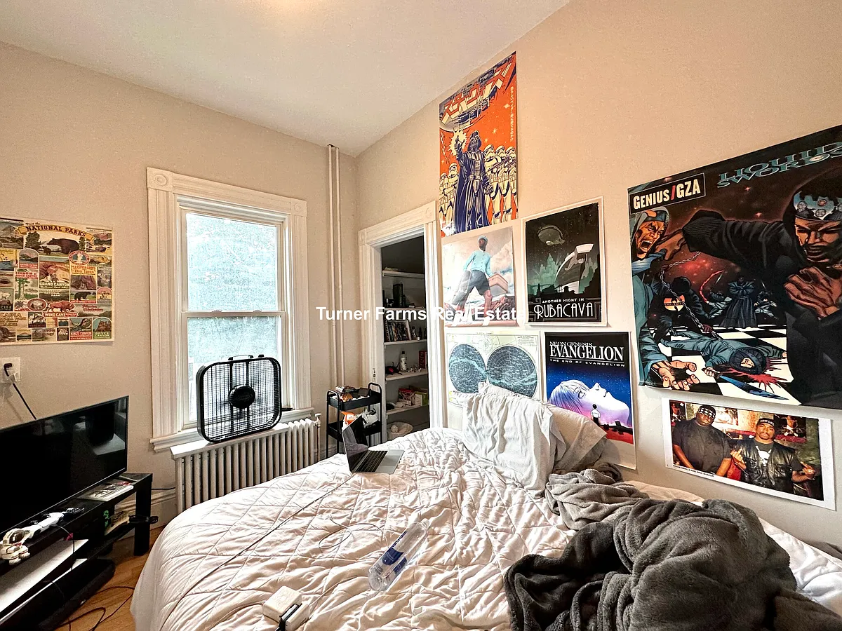 Building Photo - 158 Boston St #2F
