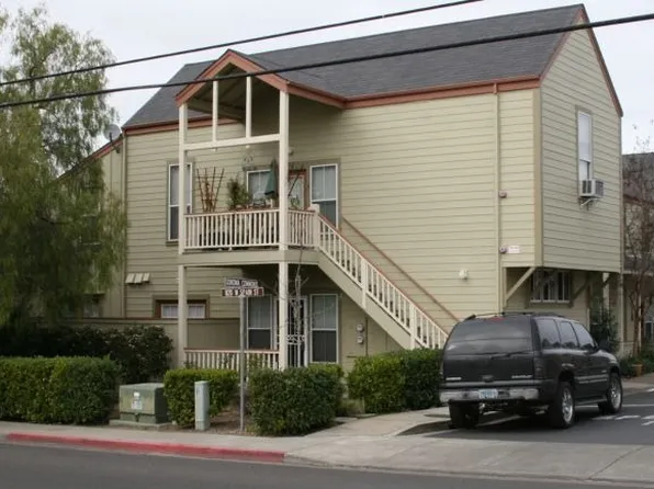 820 W Spain St APT 1, Sonoma, CA 95476