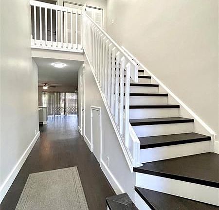 3rd image of 2147 Discovery Cir W Unit 2147
