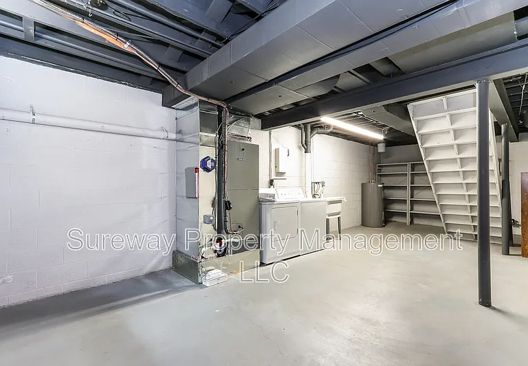 329 Catch Penny Ln — Photo 17