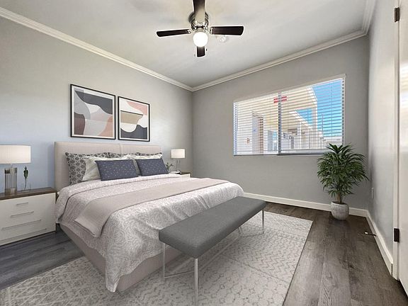 5th image of 309-12801 Moorpark St #309