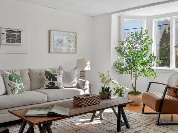 41 Prescott St, Everett, MA 02149