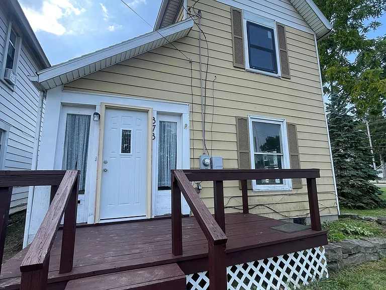 373 W Church St — Photo 1