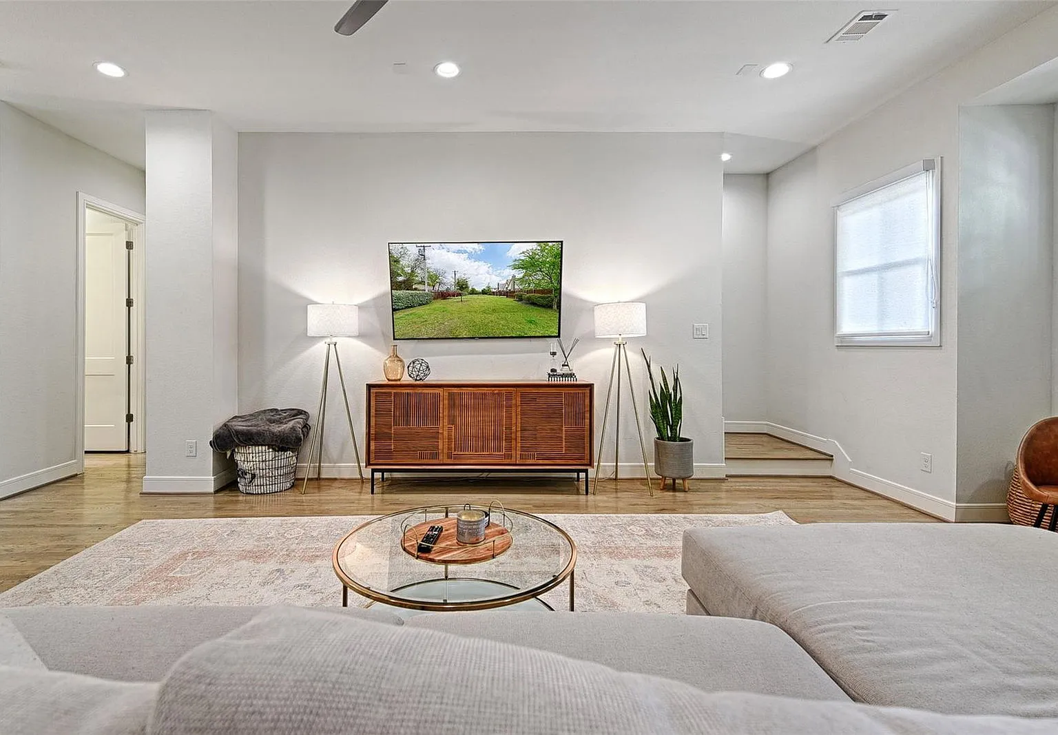 2 bed, 2.5 bath, 1508 sqft, $3,195 — Photo 1