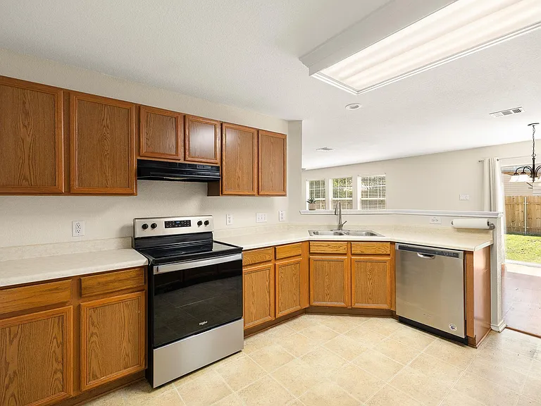 5525 Victory Gallop Dr — Photo 10