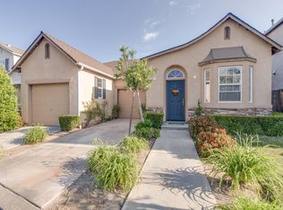 1719 Glen Oban Ln, Clovis, CA