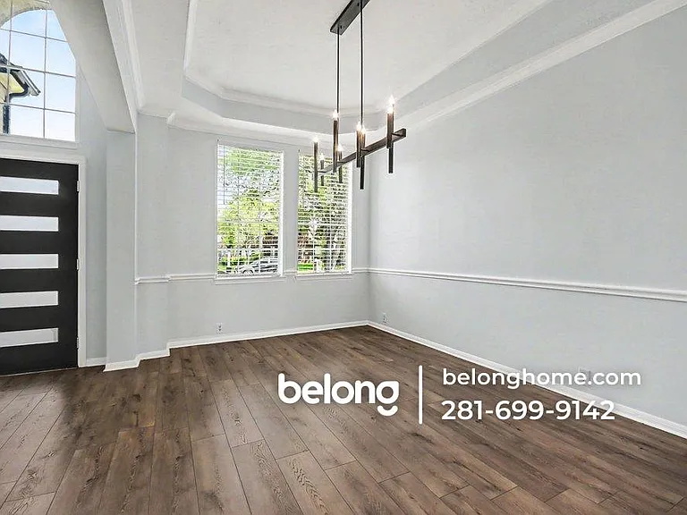2855 Everett Dr — Photo 36