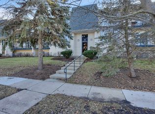 7913 W 157th St APT 1E, Orland Park, IL