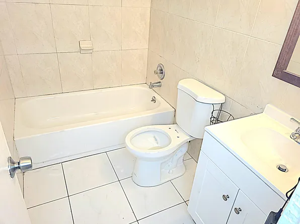 5321 NW 21st Ct, Lauderhill, FL 33313