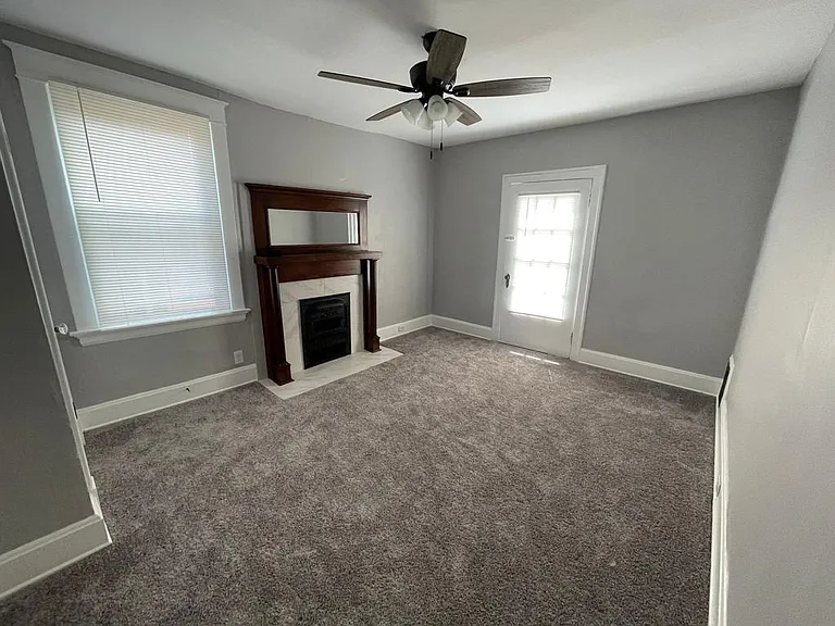 2348 Highland Ave — Photo 9